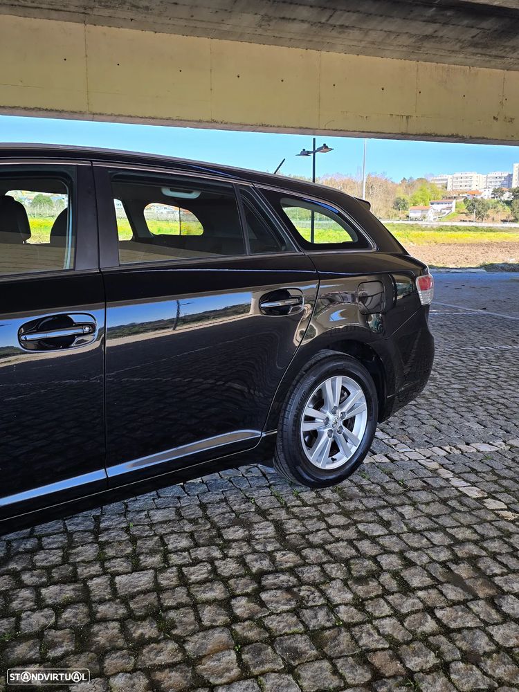 Toyota Avensis SW 2.0 D-4D - 19