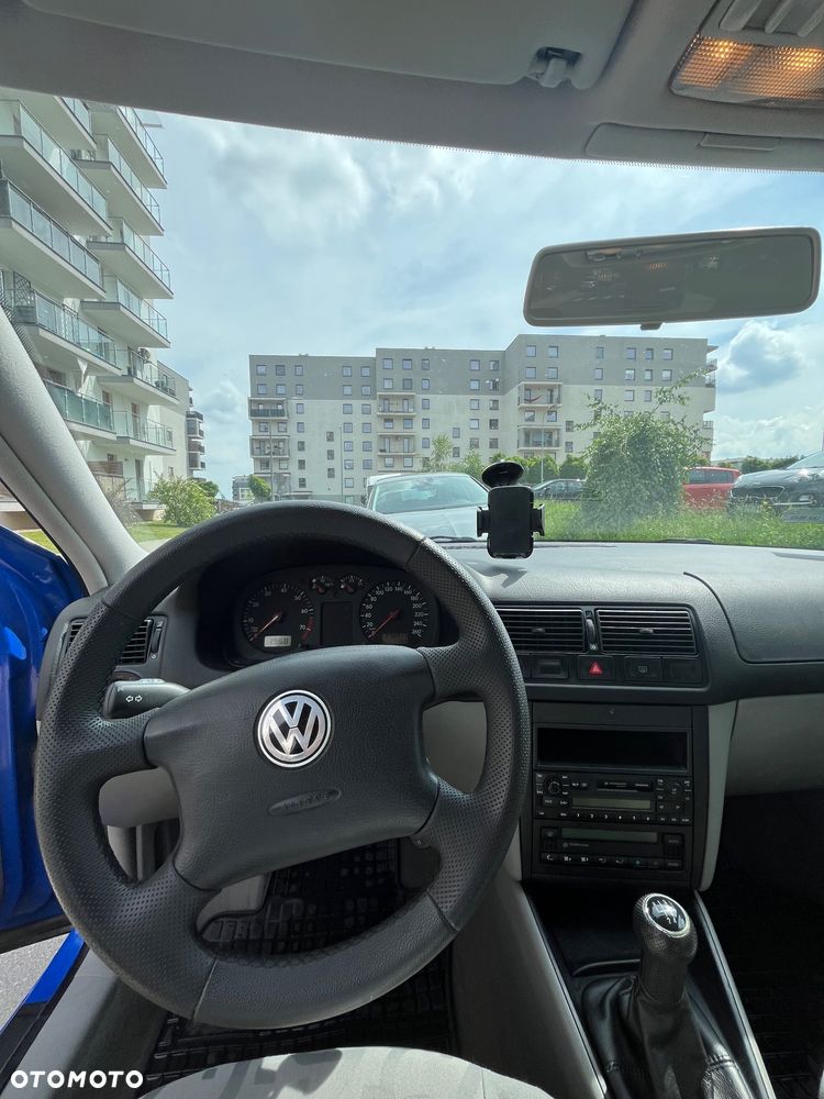 Volkswagen Golf 1.6 Trendline - 14