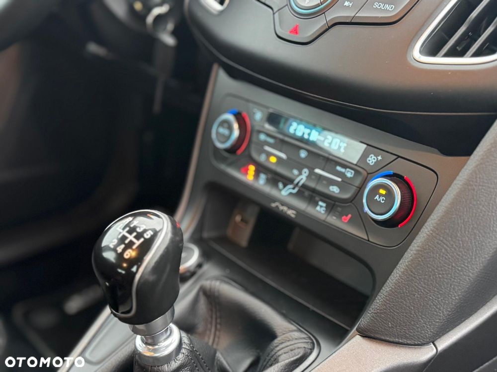 Ford Focus 1.0 EcoBoost Edition - 14