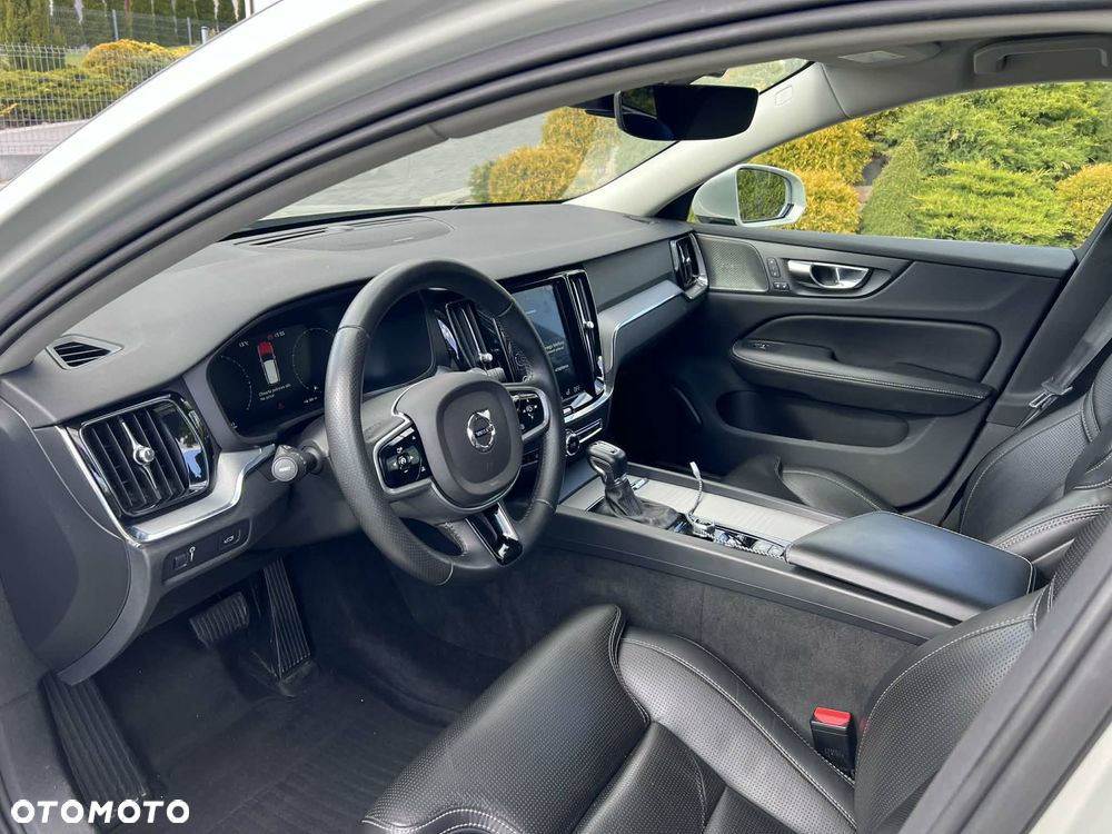 Volvo V60 T6 AWD Inscription - 16