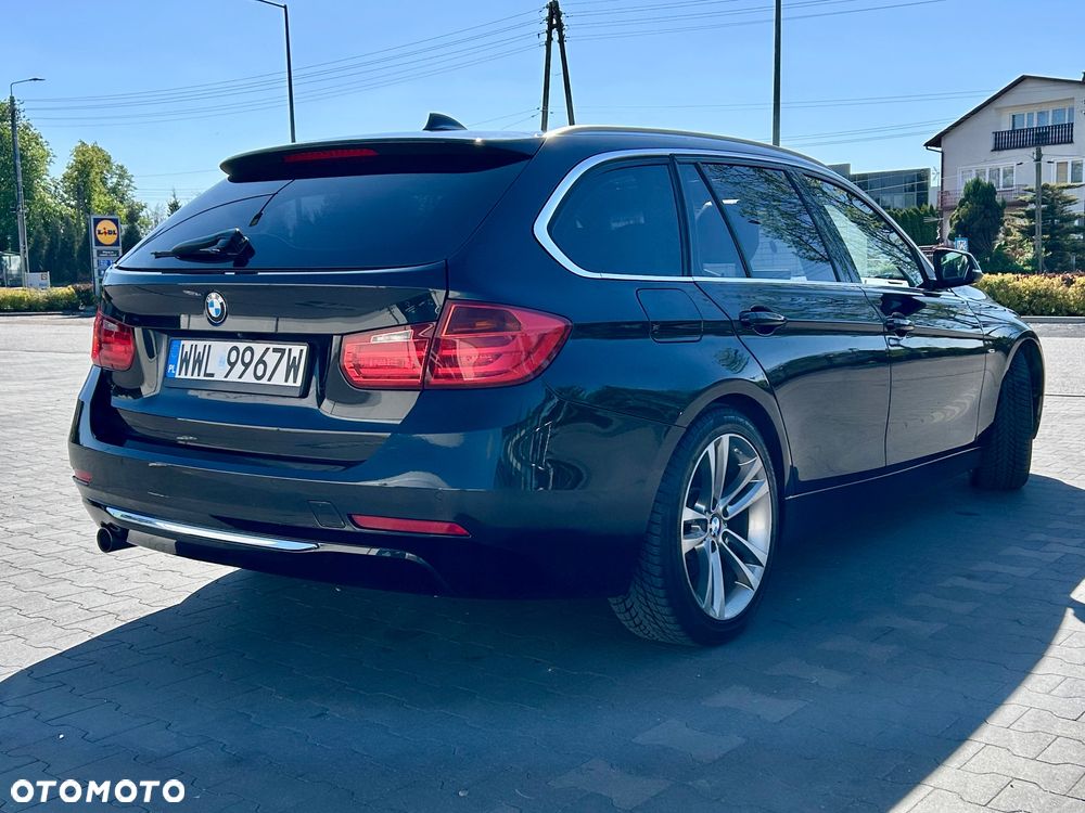 BMW Seria 3 320d Luxury Line - 4
