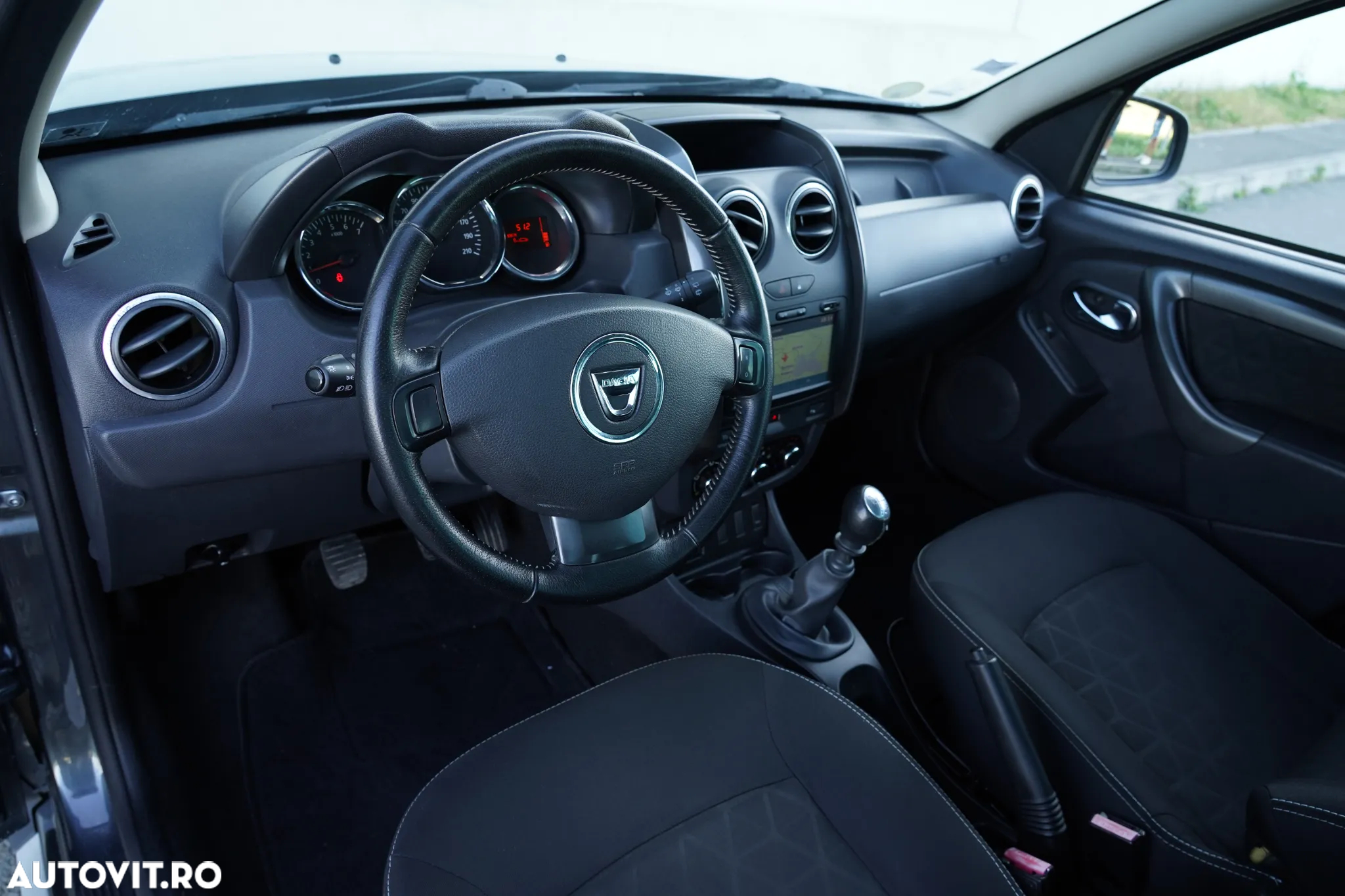 Dacia Duster 1.5 dCi 4x2 Laureate - 8