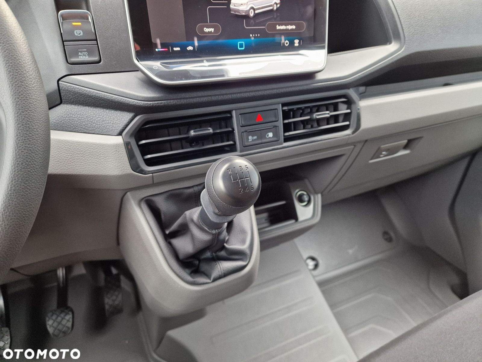 Volkswagen Crafter 35 Furgon 2.0 TDI Manual - 18