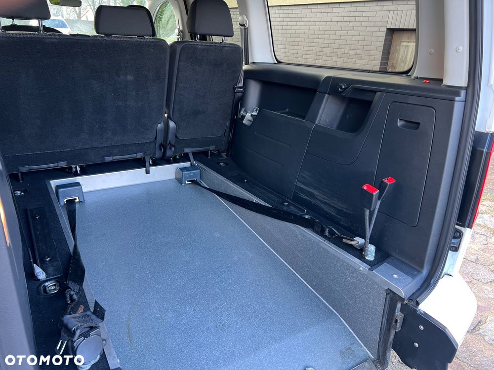 Volkswagen Caddy Maxi 2.0 TDI Comfortline DSG - 8