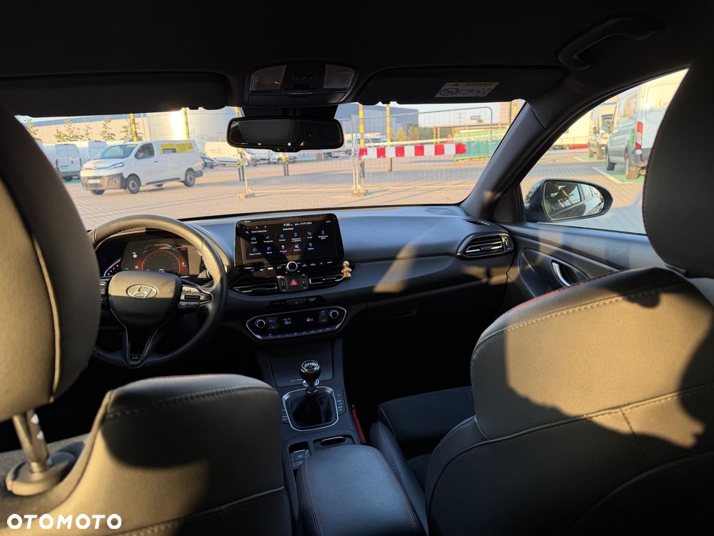 Hyundai i30 1.5 T-GDI 48V-Hybrid Trend - 8