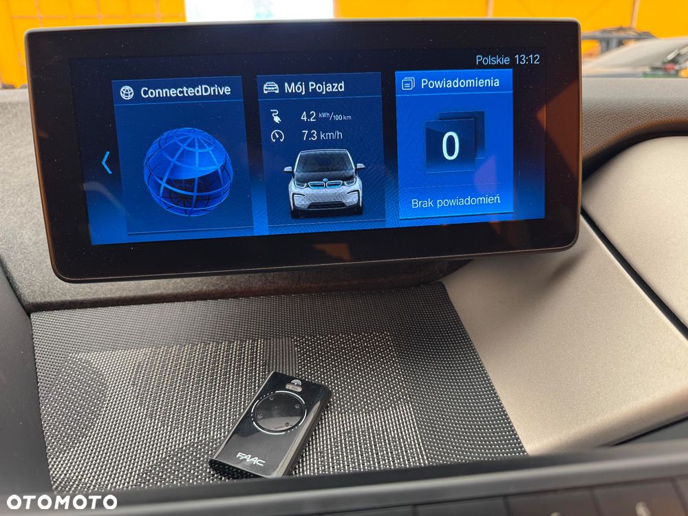 BMW i3 (120 Ah) - 12