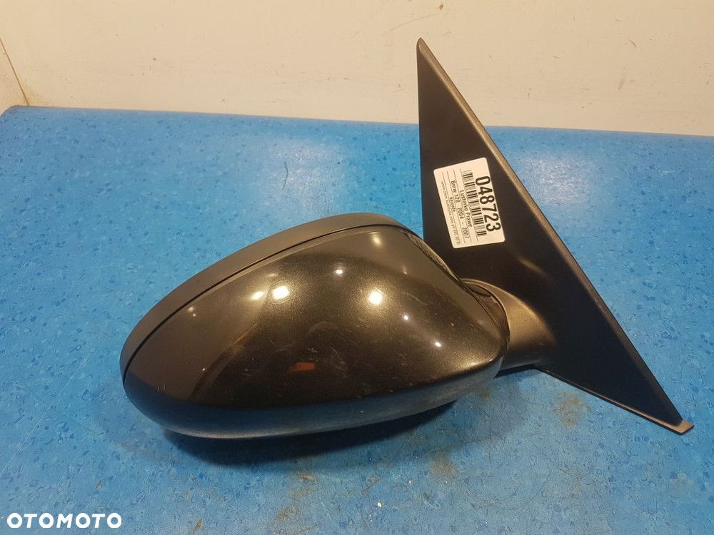 BMW 1 E87 LUSTERKO PRAWE 475 - 2