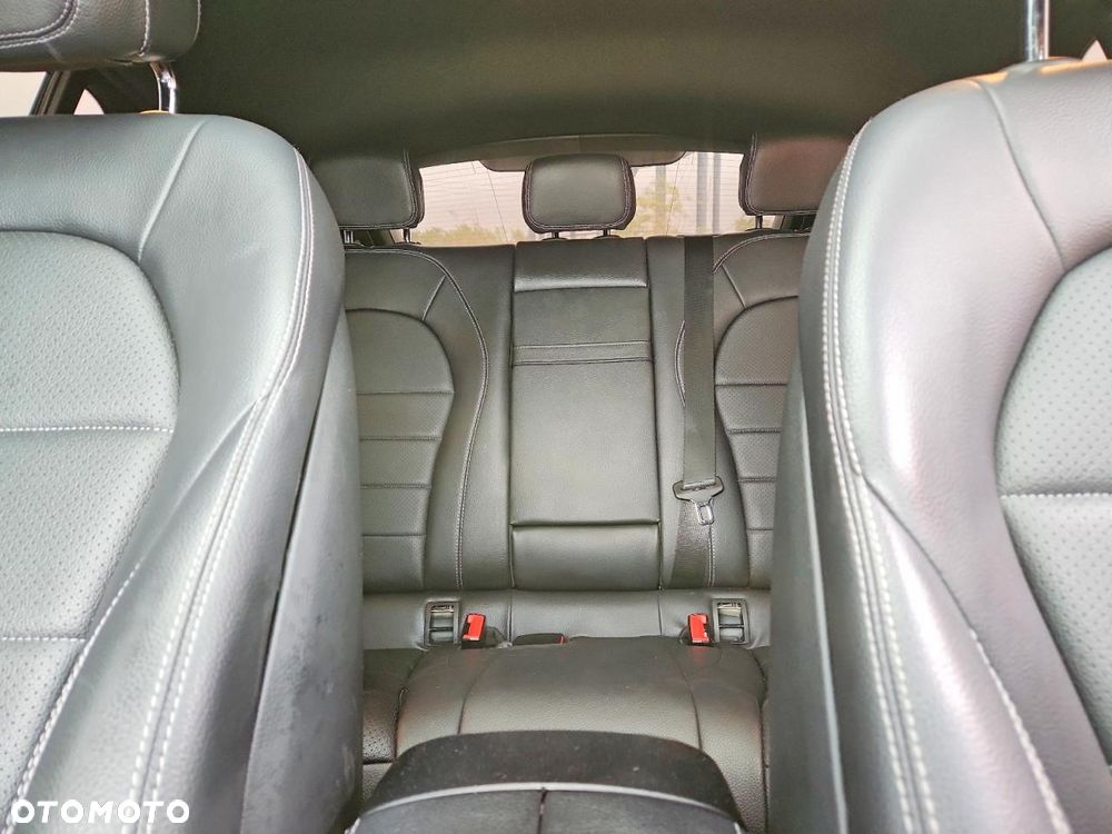 Mercedes-Benz GLC - 9