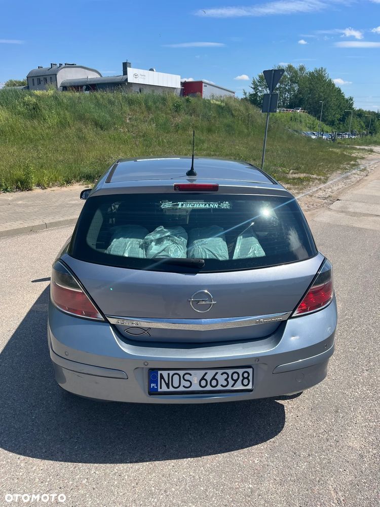 Opel Astra 1.6 111 - 6