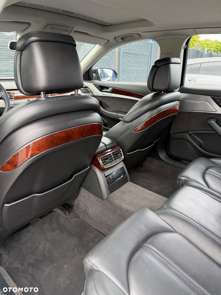 Audi A8 4.2 TDI Quattro - 11