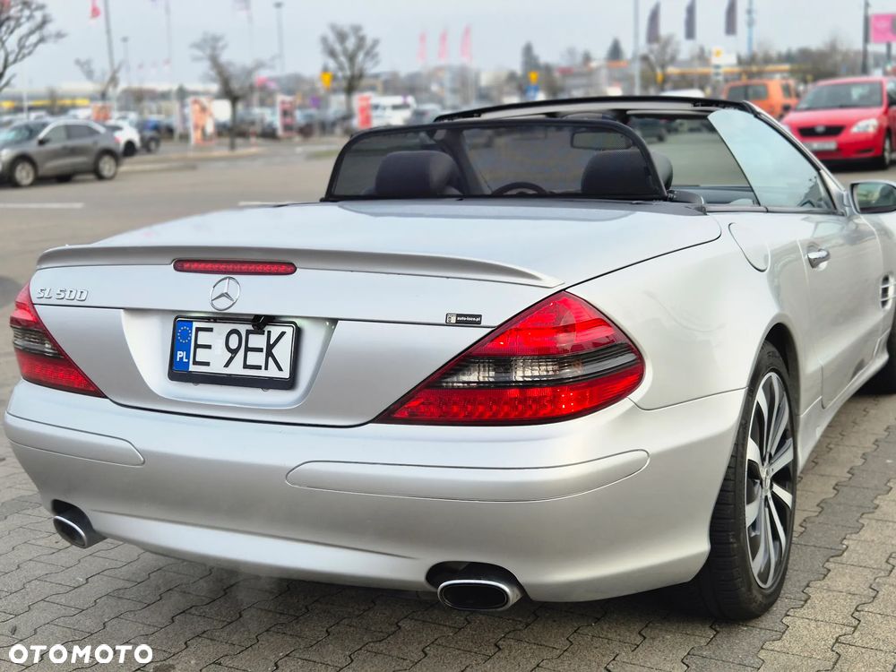 Mercedes-Benz SL - 33