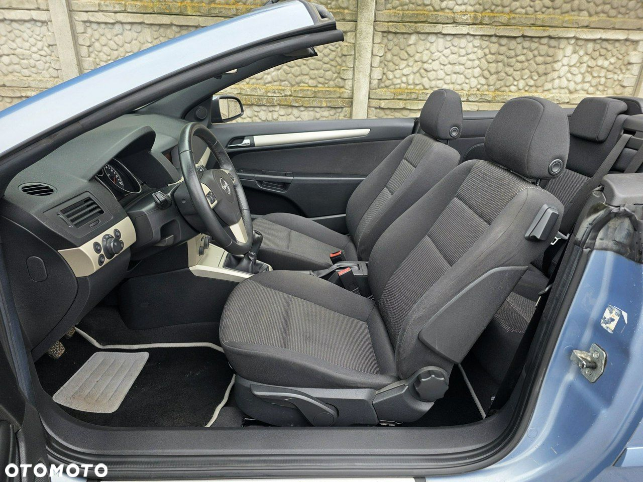 Opel Astra TwinTop 1.6 Enjoy - 11