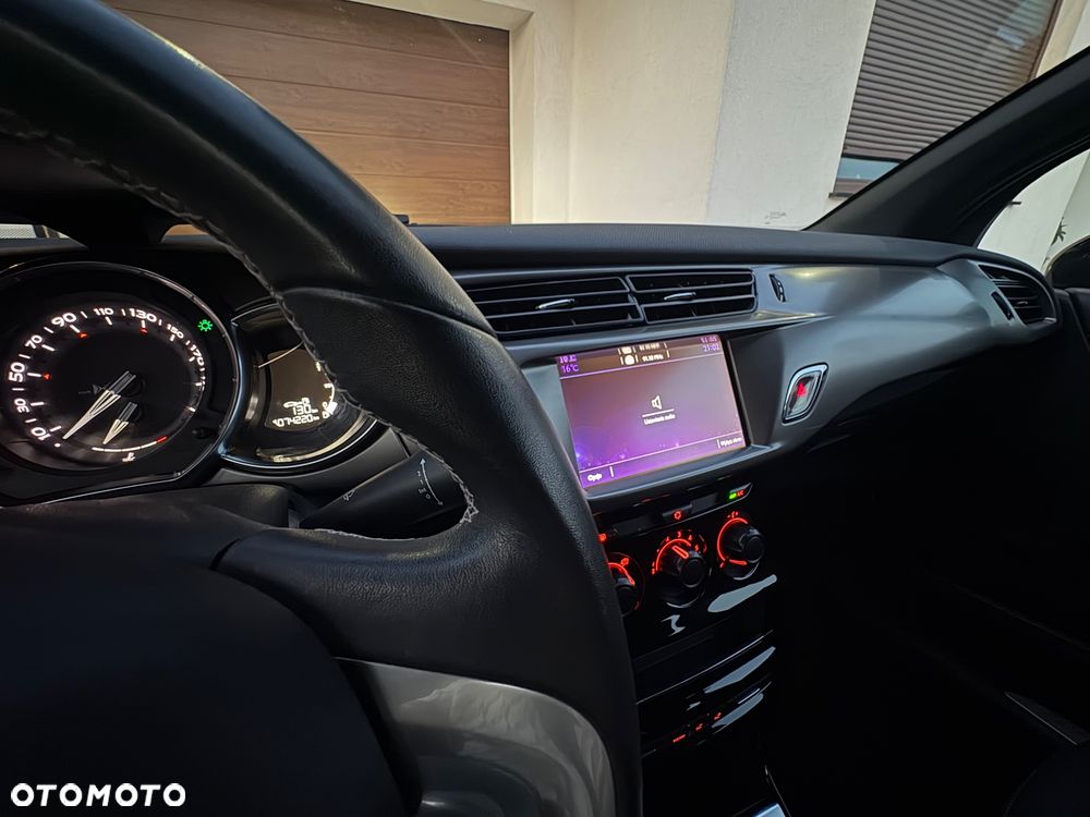 Citroën DS3 PureTech 110 Start & Stop SoChic - 23