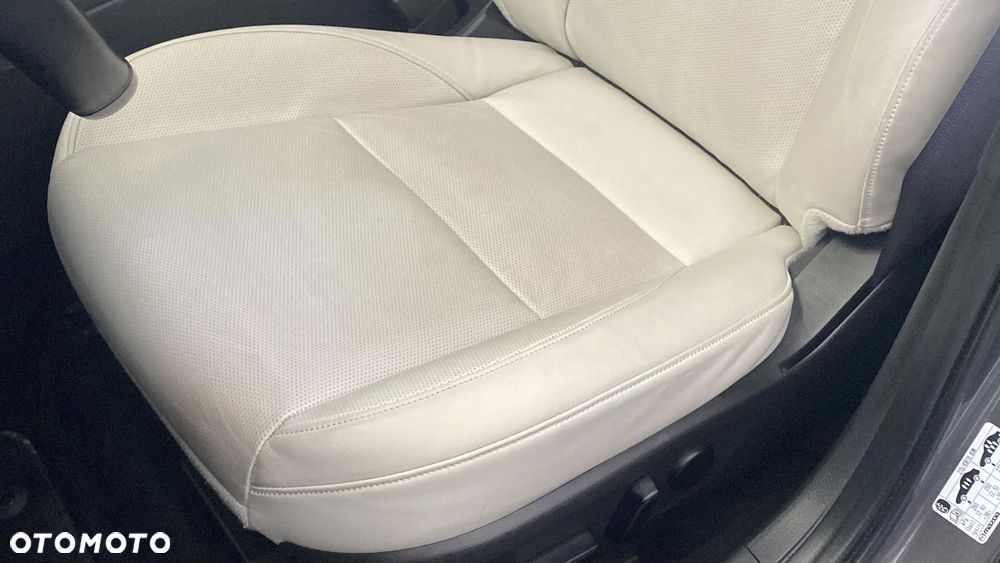 Mazda 3 e-SKYACTIV-X 186 M HYBRID EXCLUSIVE-LINE - 18