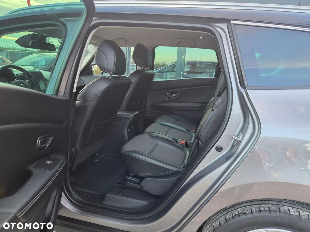 Renault Grand Scenic TCe 140 GPF BLACK EDITION - 28