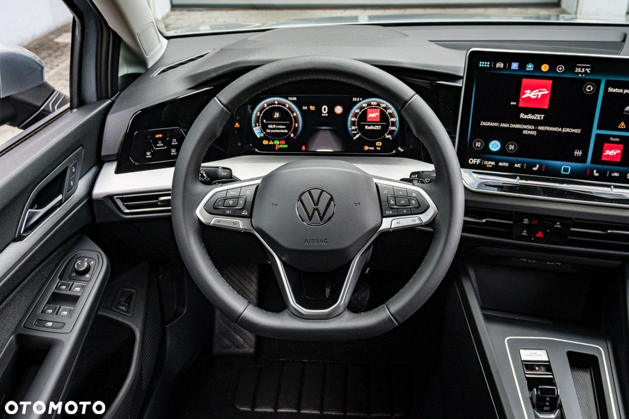 Volkswagen Golf - 17
