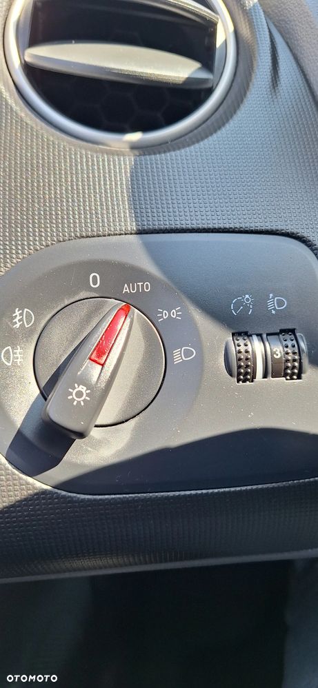 Seat Ibiza SC 1.4 16V Sport - 16