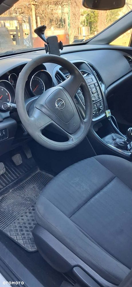 Opel Astra 1.7 CDTI - 10