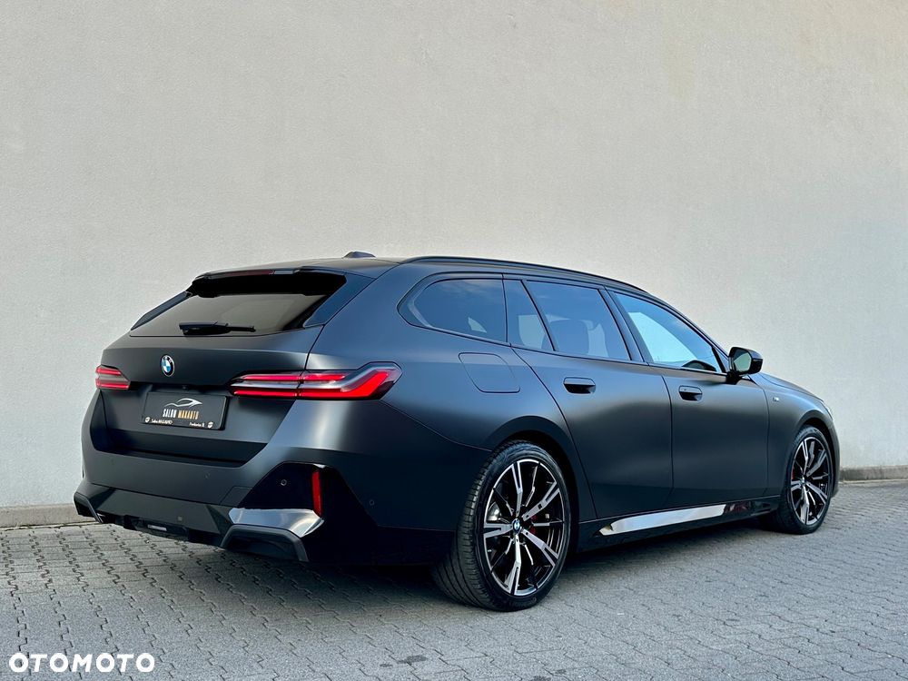 BMW Seria 5 540d xDrive mHEV M Sport Edition - 14