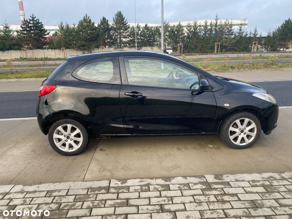 Mazda 2 - 7
