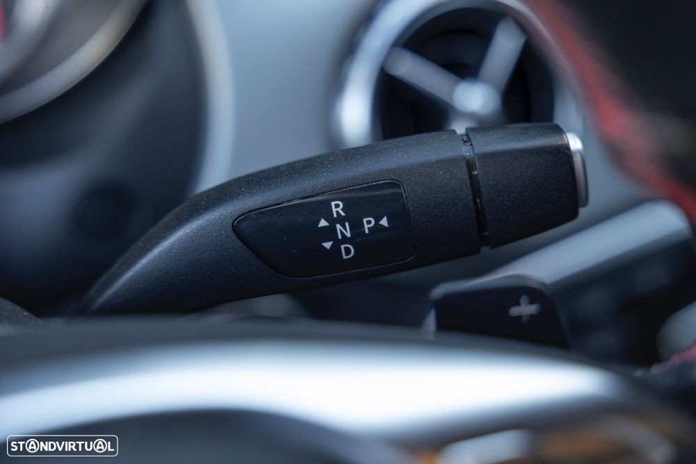 Mercedes-Benz GLA 220 d 4Matic 7G-DCT AMG Line - 13