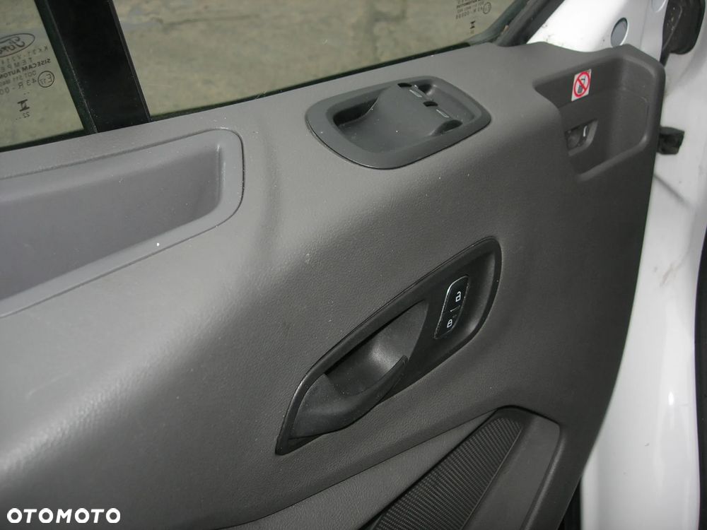 Ford Transit E350 L3H2 - 15