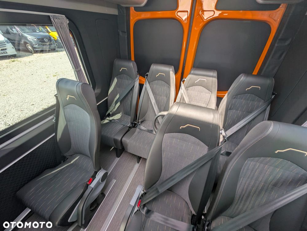 Mercedes-Benz Sprinter 519 - 26