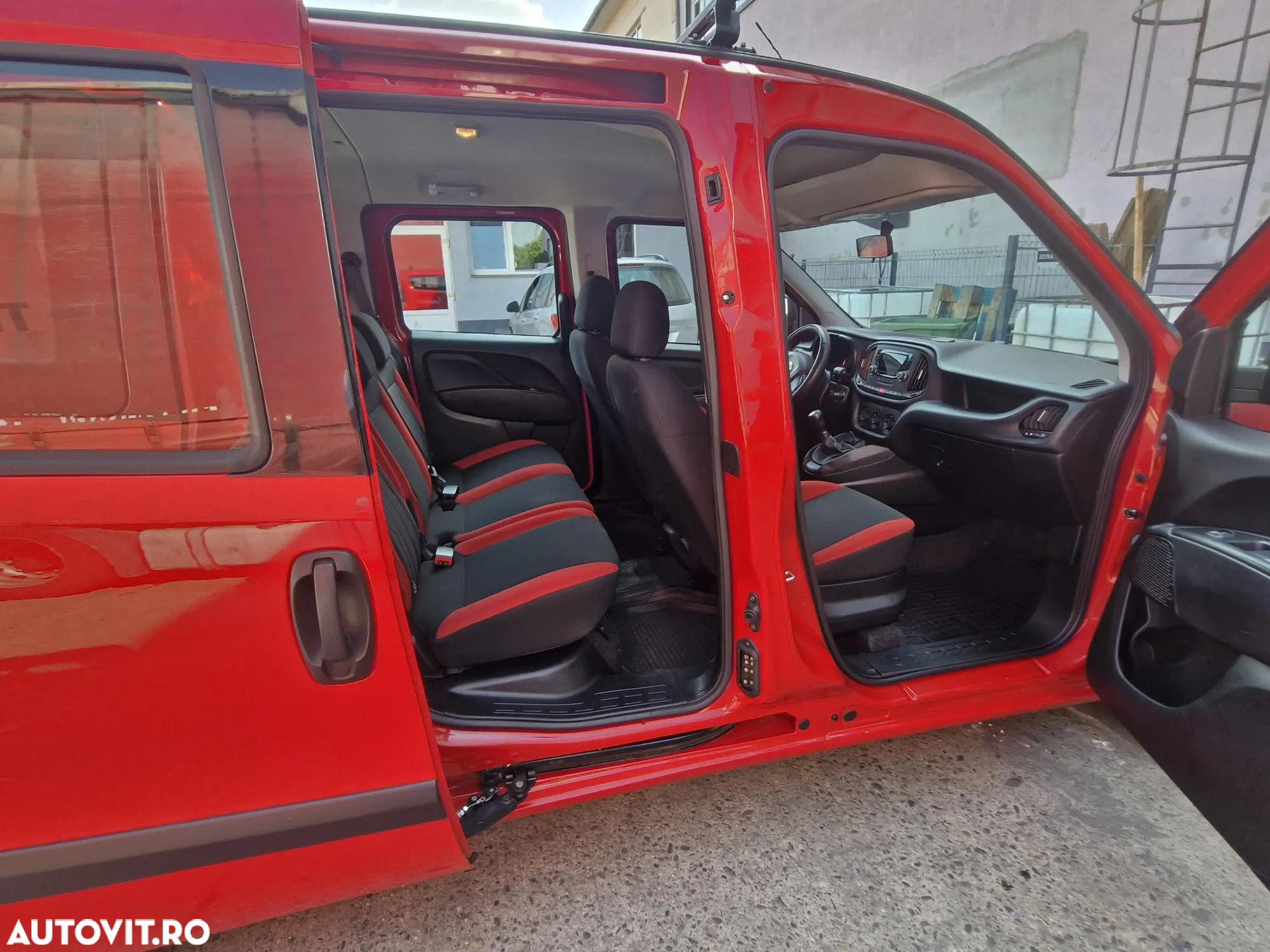 Fiat Doblo Combi 1.3 Mjet Maxi Confort - 4