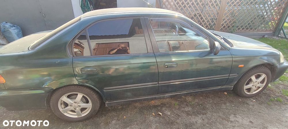 Honda Civic 1999 photo 3