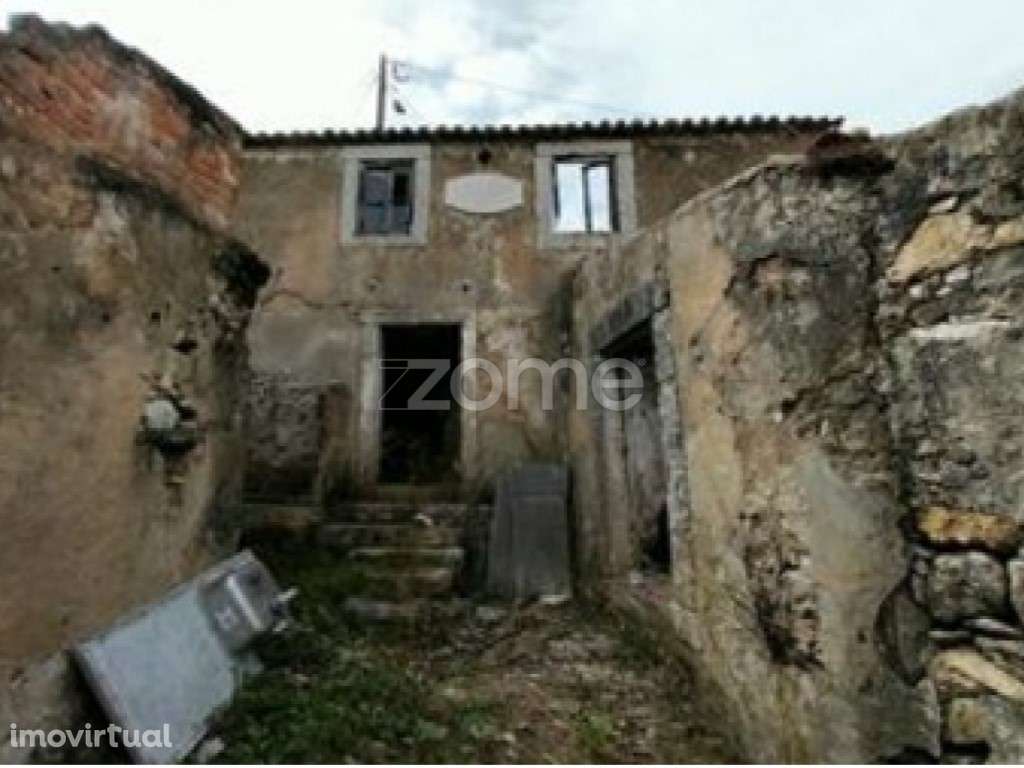 Terreno 350m2 com projeto aprovado para três moradias - Grande imagem: 3/8