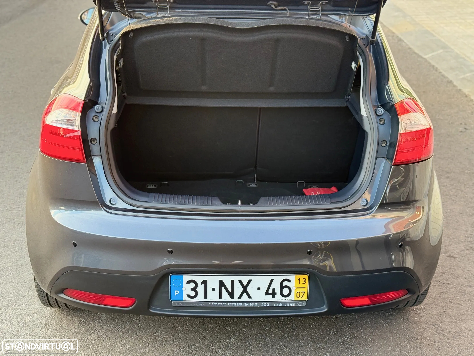 Kia Rio 1.1 CRDi TX AC+VE - 12