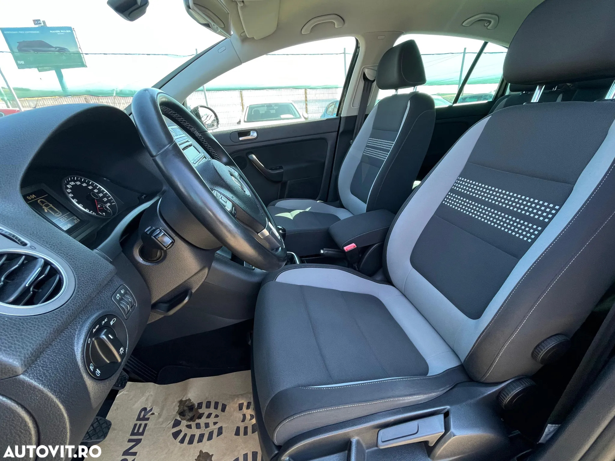 Volkswagen Golf Plus 1.2 TSI BlueMotion Technology Life - 9