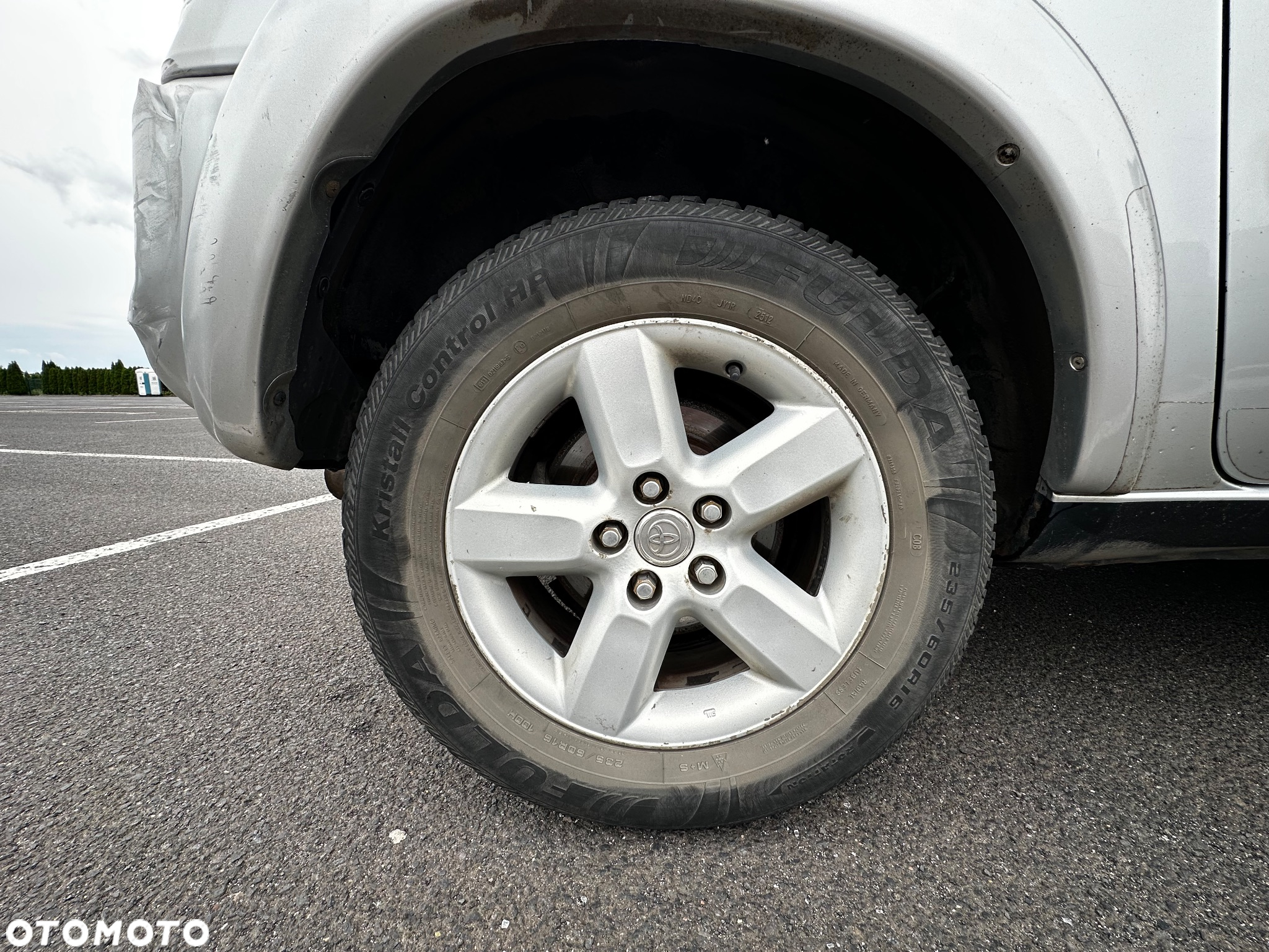Toyota RAV4 - 24