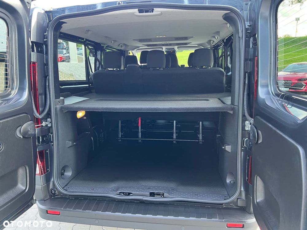 Renault Trafic - 17