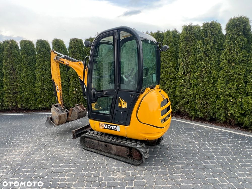 JCB 8018 - 5