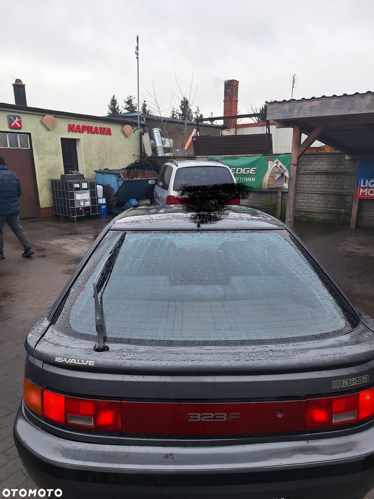 Mazda 323 F 1.9 GT - 7