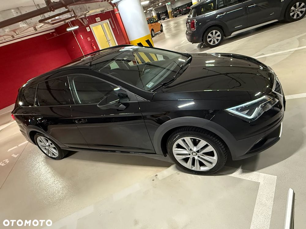 Seat Leon 2.0 TDI Start&Stop 4Drive DSG X-Perience - 11