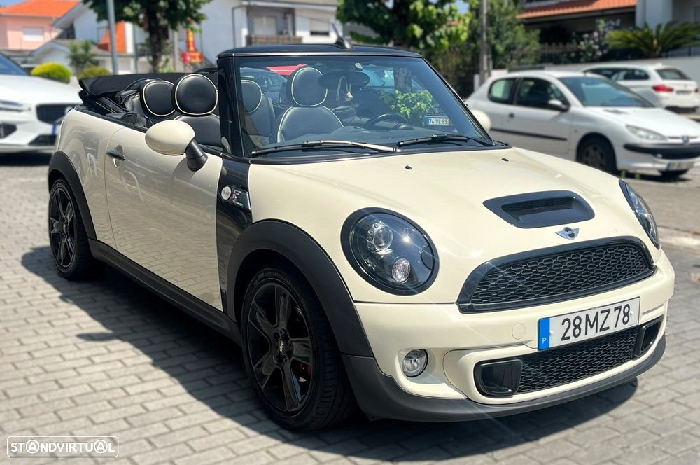 MINI 3 Portas Cooper SD - 24