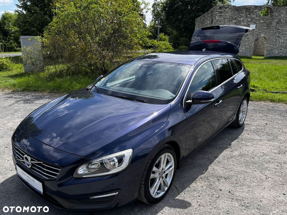 Volvo V60 D4 Drive-E Momentum - 11