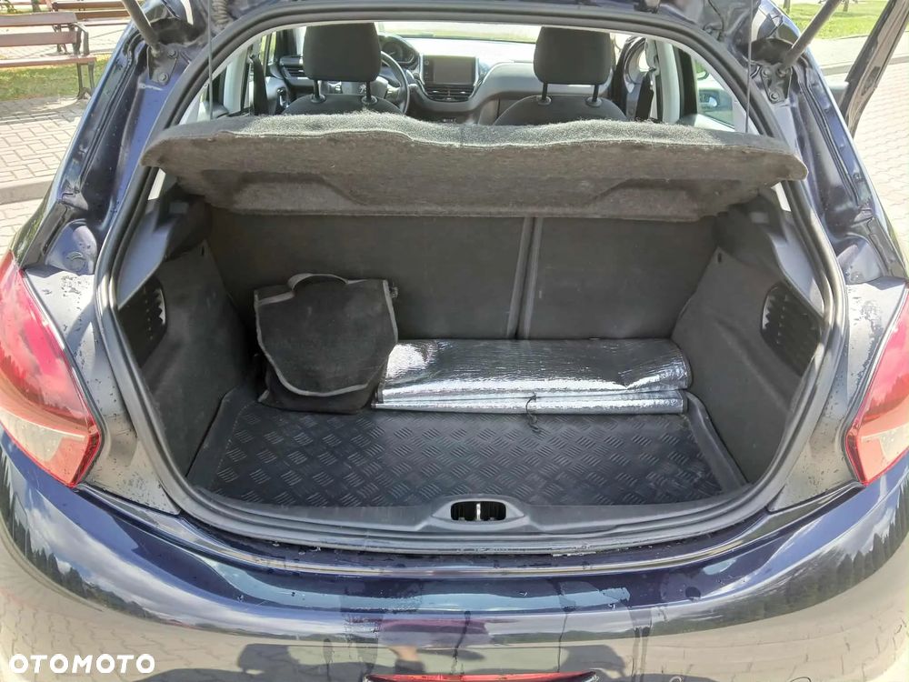 Peugeot 208 1.2 PureTech Allure - 7