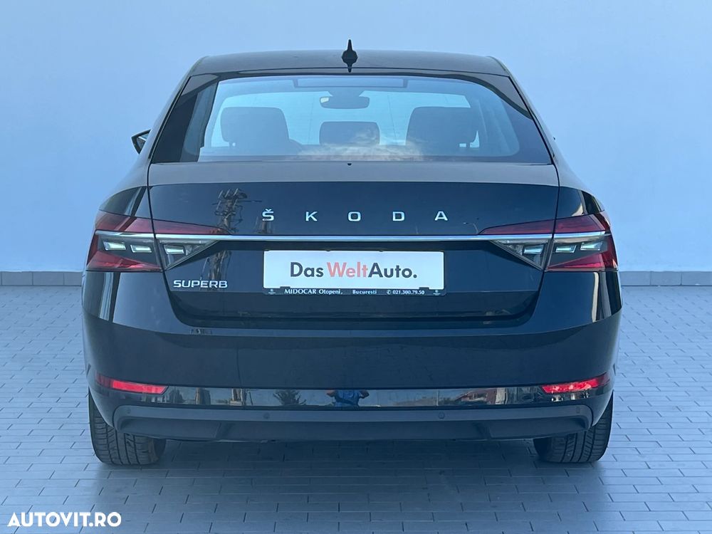 Skoda Superb 2.0 TDI Ambition - 6