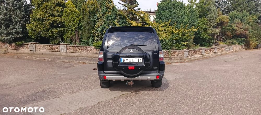 Mitsubishi Pajero - 6