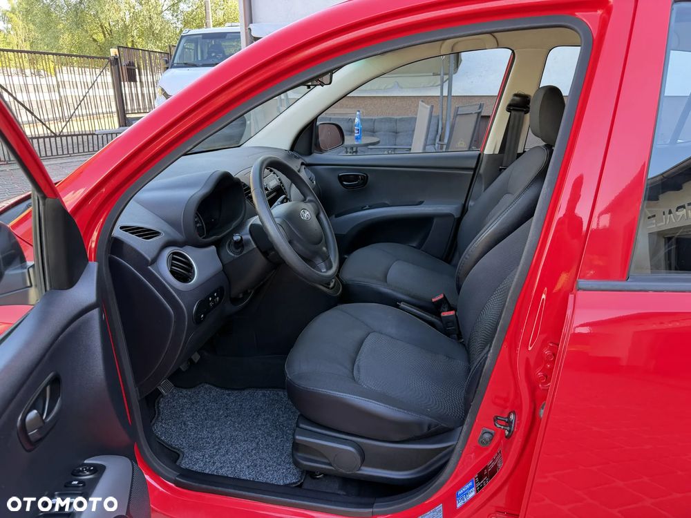 Hyundai i10 1.1 Edition 20 - 21