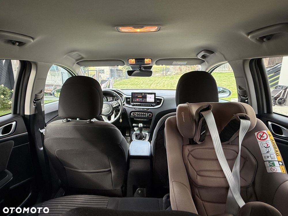 Kia Ceed - 28