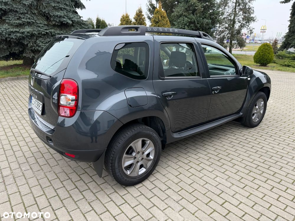 Dacia Duster 1.6 Laureate 4x4 - 16