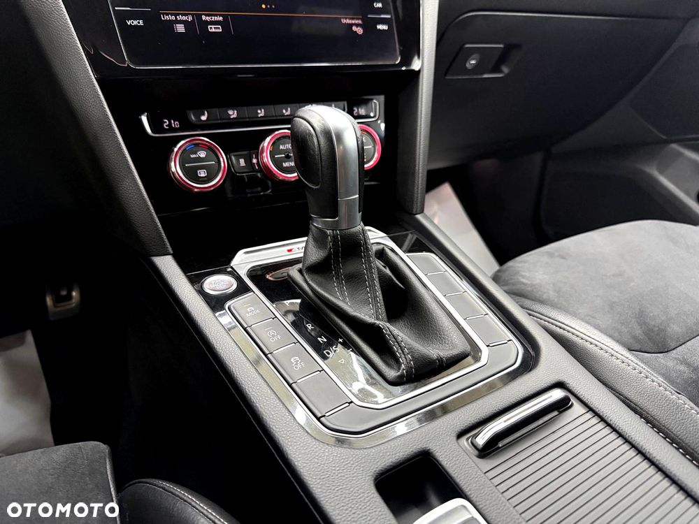 Volkswagen Arteon 2.0 TDI Bi-Turbo SCR 4Mot R-Line Edition DSG - 24