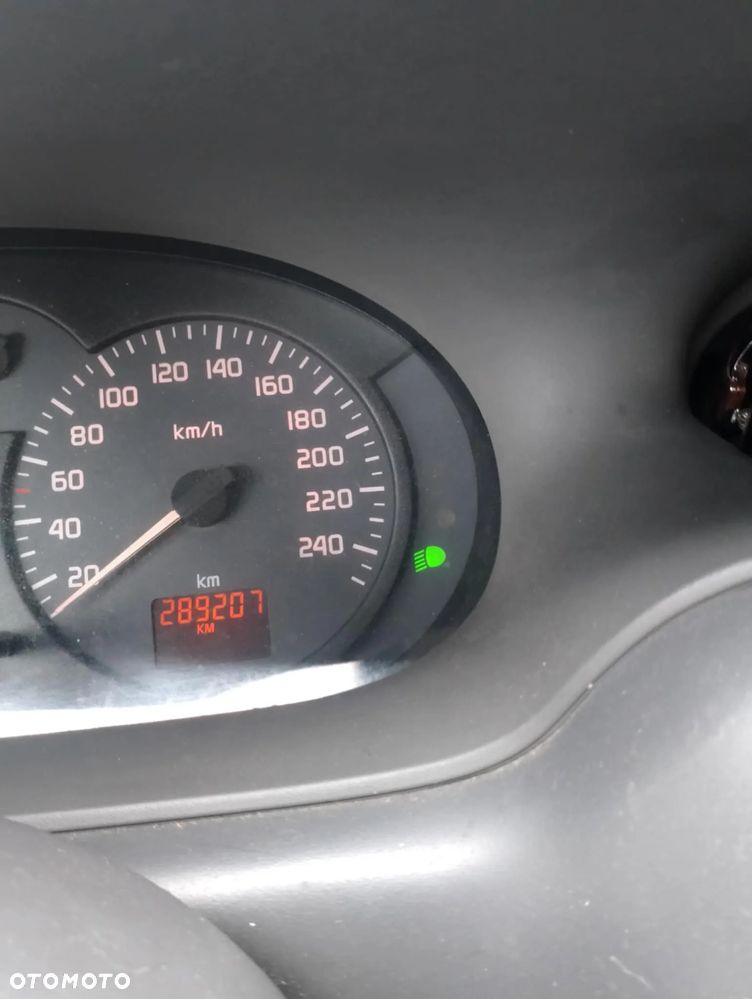 Renault Scenic - 5