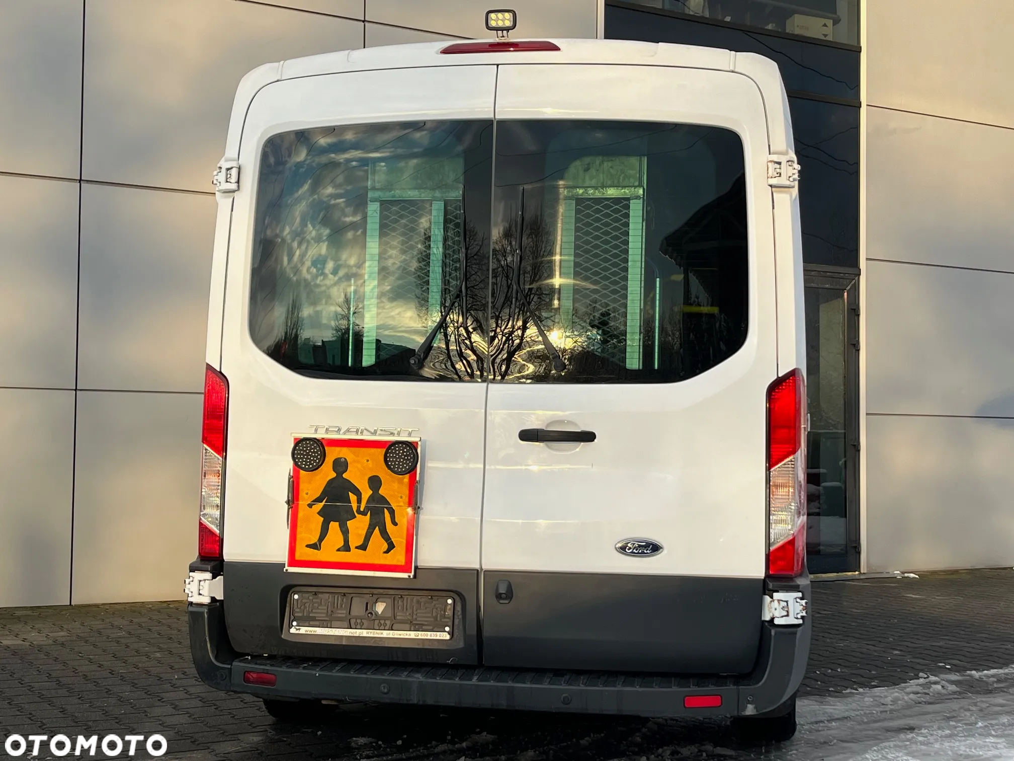 Ford Transit - 12