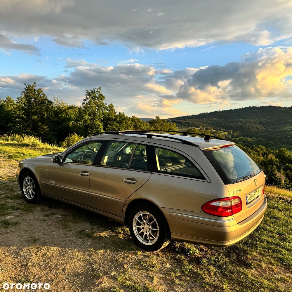Mercedes-Benz Klasa E 320 CDI T Elegance - 2