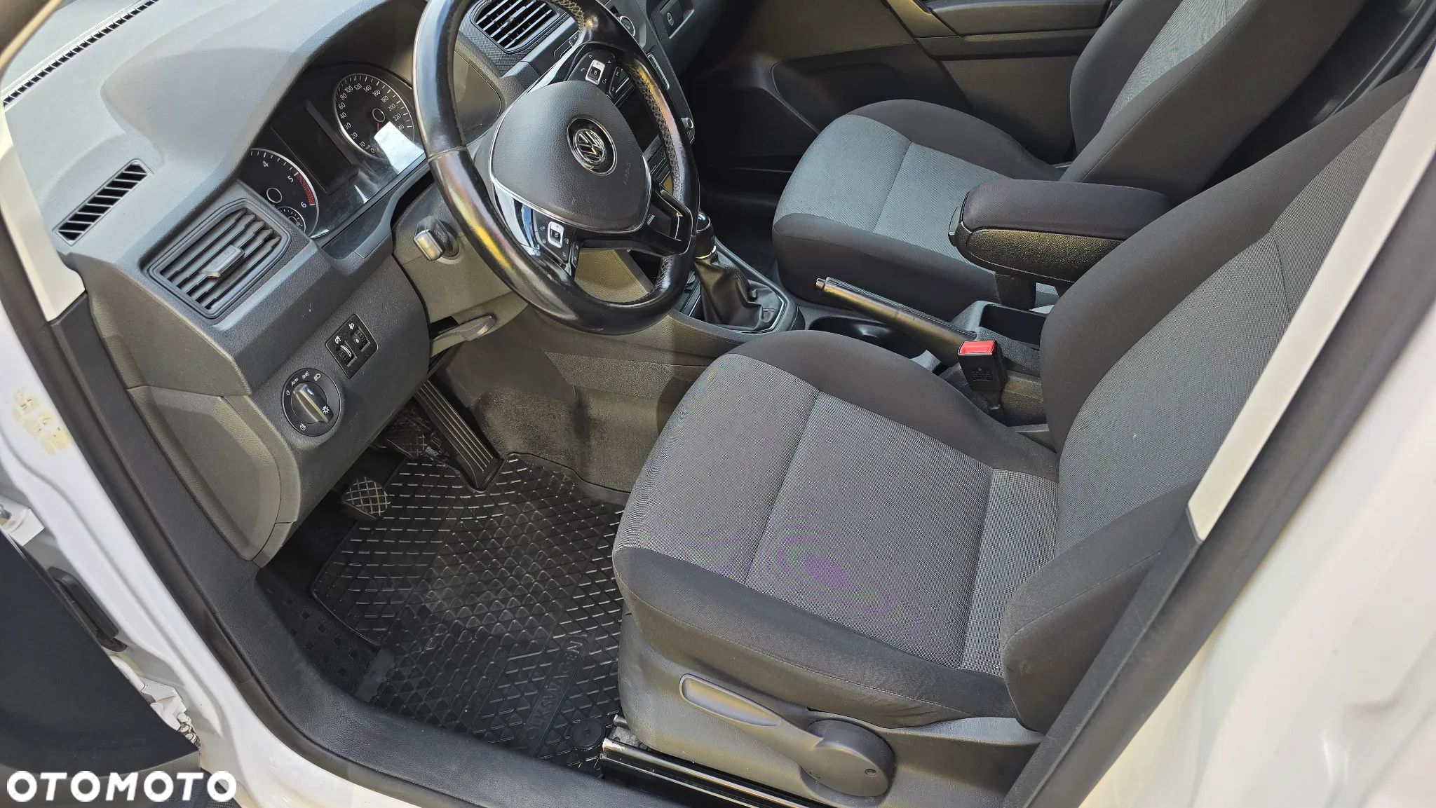 Volkswagen Caddy - 4